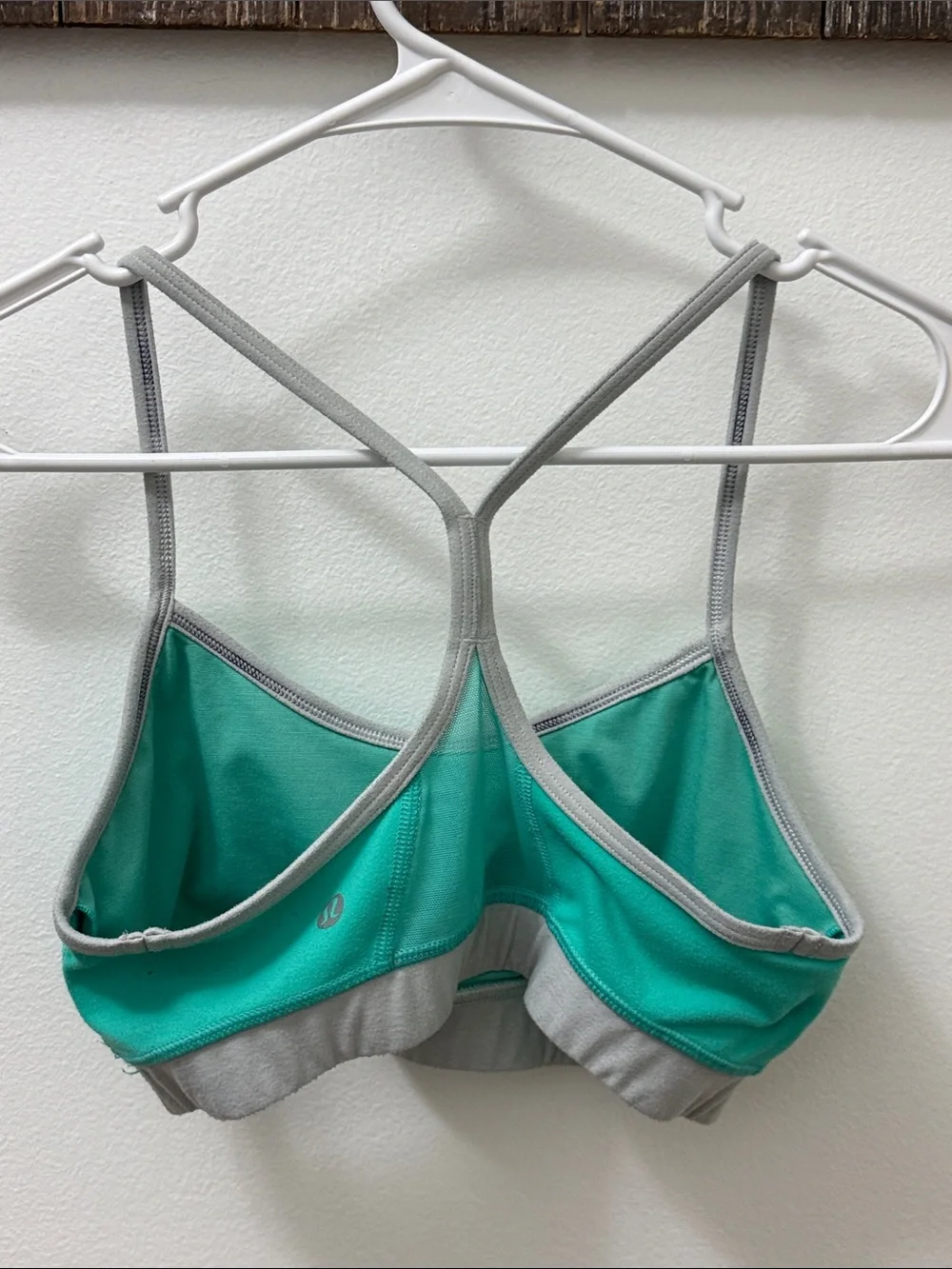 lululemon athletica light supportive